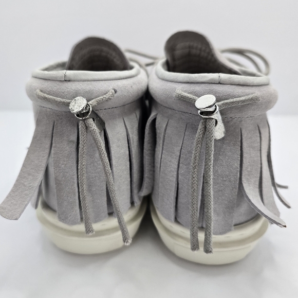 clear weather | one o one light grey suede low-top chukka sneakers | MENS 9.5 - Picture 7 of 11